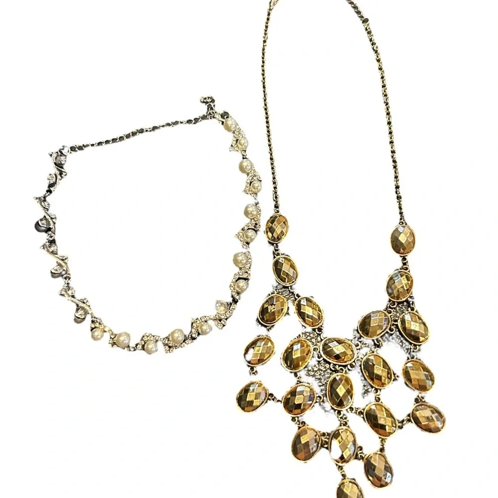 Costume Jewelry Necklaces Lot of 4 Pieces - Picture 2 of 3